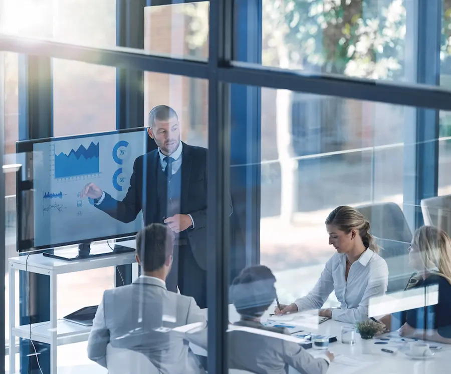 Empresas que quieren mejorar eficiencia y competitividad